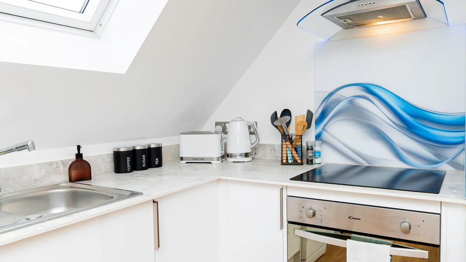 Contemporary 2-Bed Penthouse Central Stay Southampton