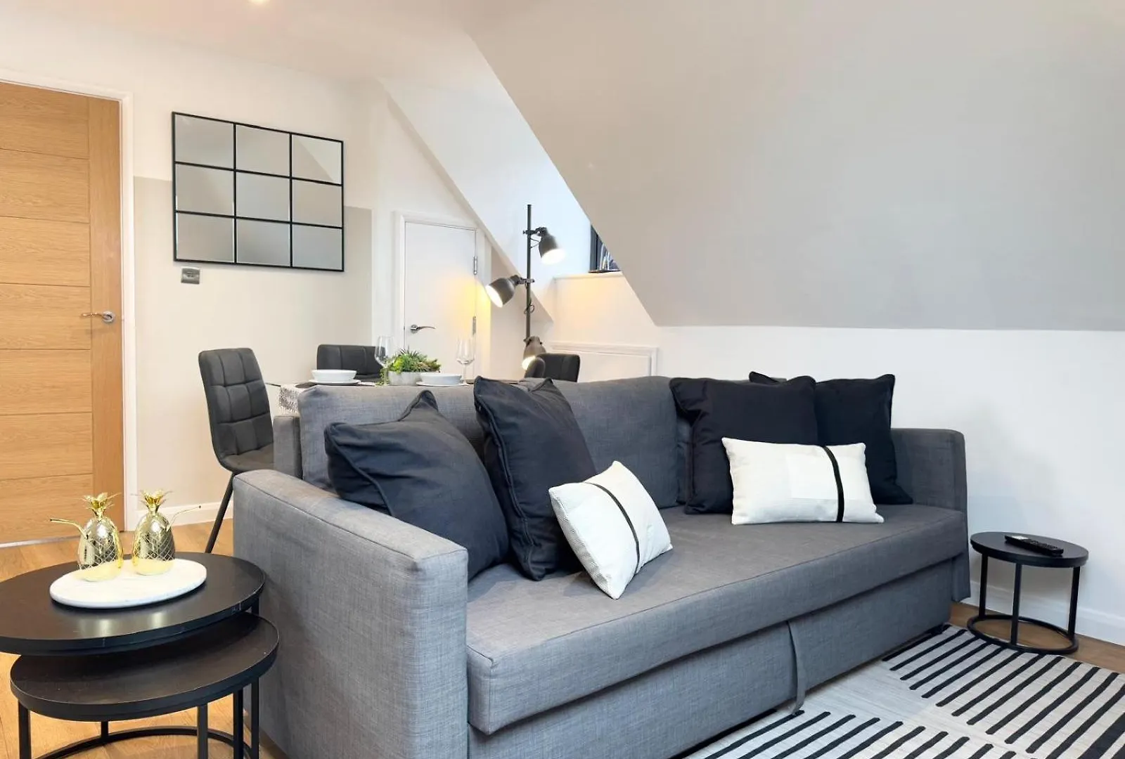 Apartment Contemporary 2-Bed Penthouse Central Stay Southampton
