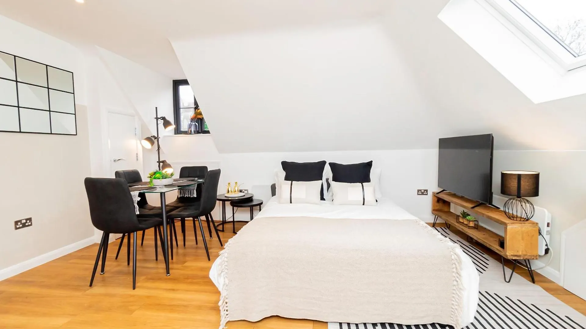 Apartmán Contemporary 2-Bed Penthouse Central Stay Southampton